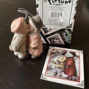 Kim Anderson Ornament 284580 Pretty As A Picture Enesco Love Sealed With A Kiss